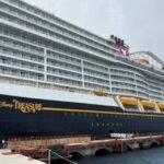 Disney Treasure Sailing Will Trial Wristbands in Place of Key to the World Cards